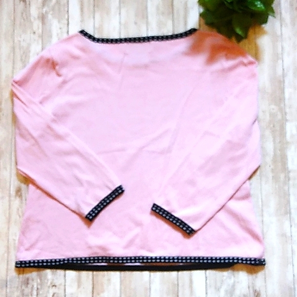 Requirements women's size large pink top (J3) - Picture 3 of 3